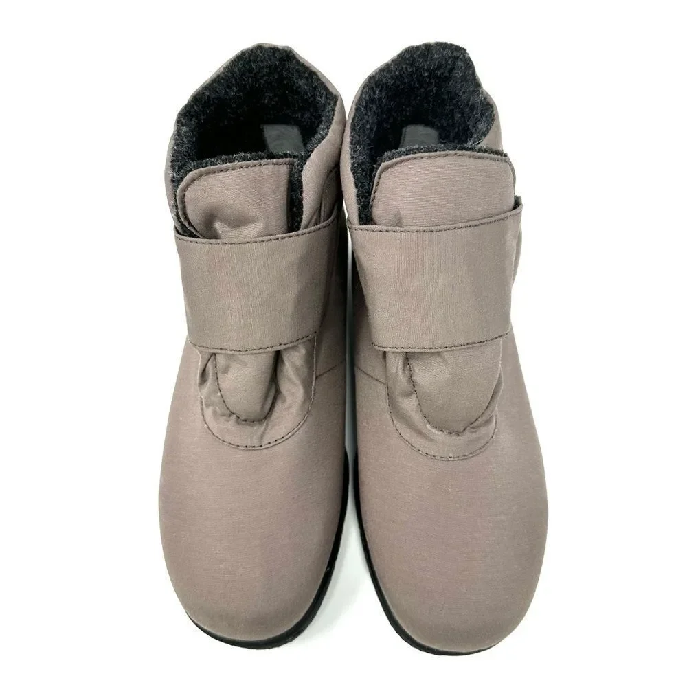Toe Warmers Canada Womans Taupe Active Wool Lined Waterproof Ankle Boot size 8W‎